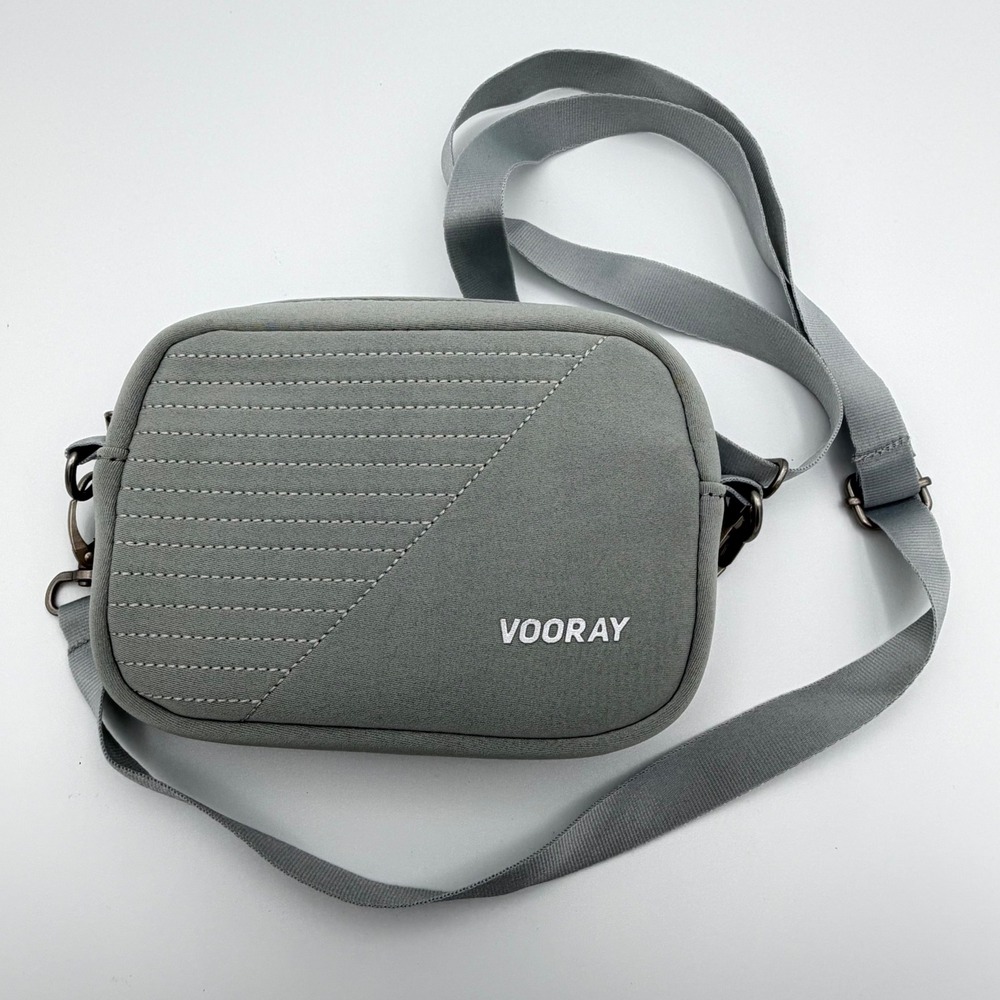 Vooray‎ Neoprene Crossbody Bag Grey Quilted Adjustable Strap Sporty Travel Purse